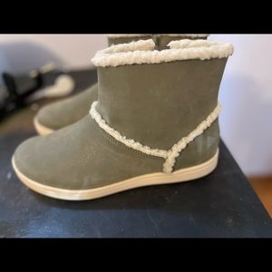 Boots. Super cute. New. Never worn.